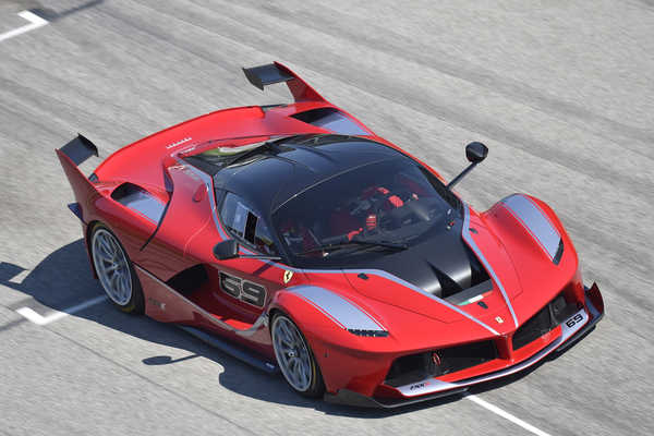 Poster Mobil Ferrari FXX K Ferrari Ferrari FXX K APC008 Poster Mobil Ferrari FXX K Ferrari Ferrari FXX K APC008