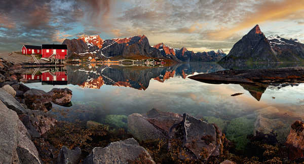 poster gunung Norway Lofoten Mountains Houses Stones Reine 1Z