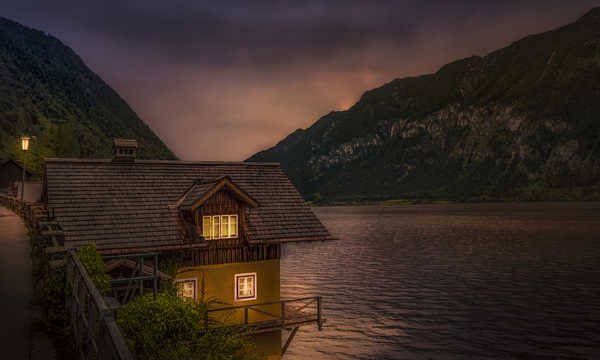 poster gunung Austria Lake Mountains Houses Evening 1Z