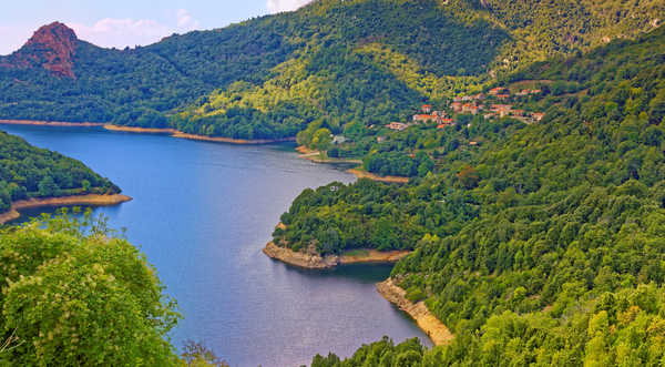 Poster Pemandangan Gunung France Mountains Forests Houses Corsica Bay 1Z