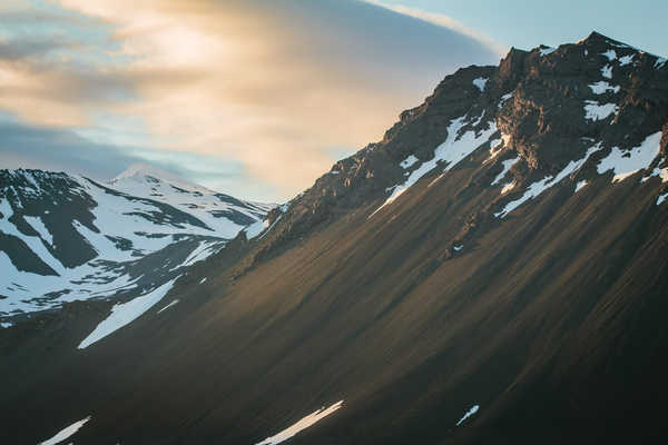 poster pegunungan mountains landscape evening iceland 4k WPS