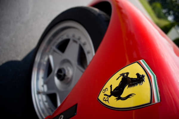 Poster Mobil Ferrari Ferrari APC043 Poster Mobil Ferrari Ferrari APC043