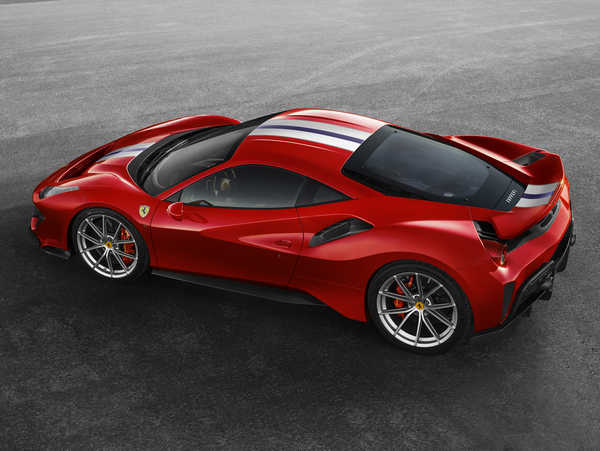 Poster Mobil Ferrari Ferrari 488 Pista APC007 Poster Mobil Ferrari Ferrari 488 Pista APC007