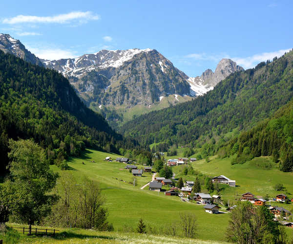 poster pemandangan alam gunung France Mountains Houses Forests Grasslands Haute 1Z