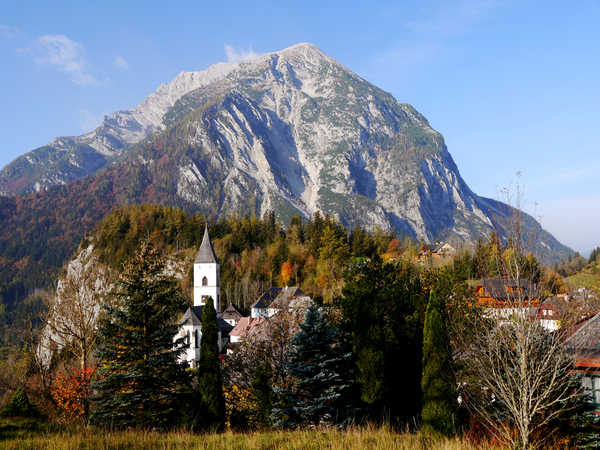 poster pegunungan Austria Mountains Forests Autumn Houses Purgg 1Z