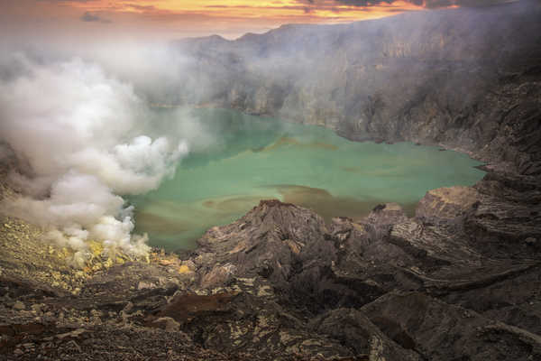 Poster Pemandangan Gunung Lake Mountains Crag 1Z