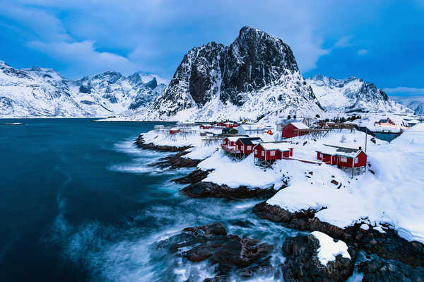 poster gunung Norway Lofoten Houses Mountains Winter Vestfjorden 1Z