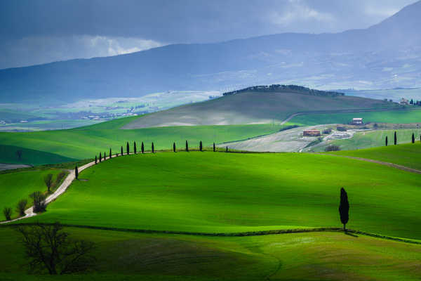 poster pegunungan Italy Tuscany Mountains Roads Grasslands Val d 1Z