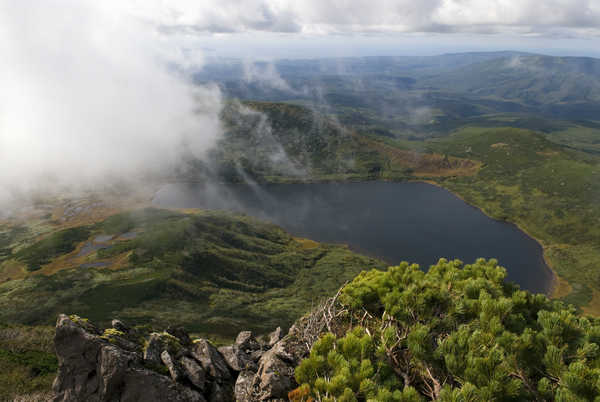 poster pemandangan alam gunung Mountains Lake Russia Sakhalin island Clouds From 1Z