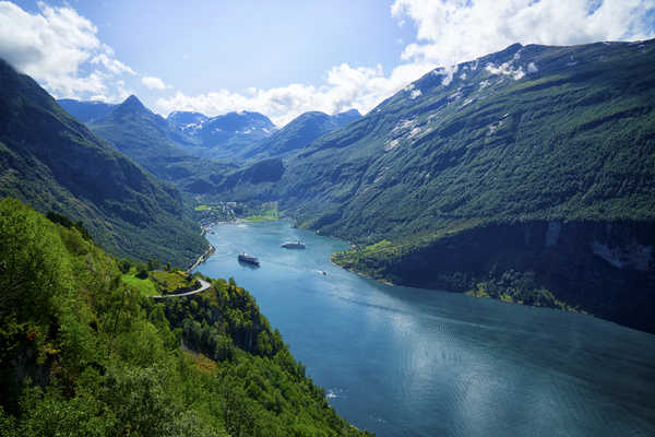 poster pemandangan alam gunung Norway Mountains Geiranger Fjord Bay 1Z