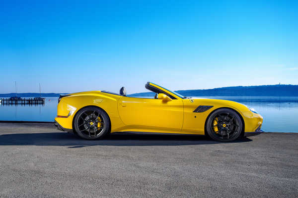 Poster Mobil Ferrari California T Novitec Rosso Ferrari Ferrari California T APC010