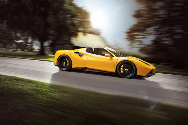 Poster Mobil Ferrari Ferrari 488 Spider APC003