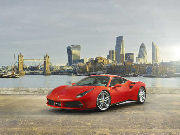 Poster Mobil Ferrari Ferrari 488 APC035