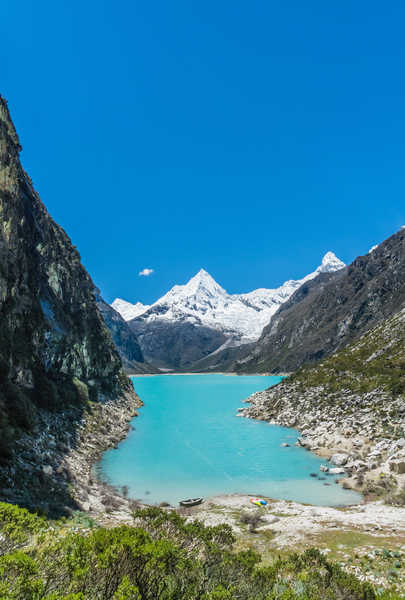 poster pemandangan alam gunung lake paron mountains blue sky peru 4k WPS