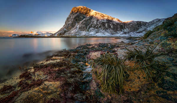 poster pemandangan alam gunung Lofoten Norway Scenery Mountains Coast Kvalvika 1Z