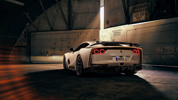 Poster Mobil Ferrari Ferrari 812 Superfast APC009