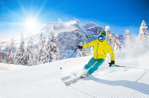 poster gunung Skiing Winter Mountains Men Snow Sun Fir Winter 1Z