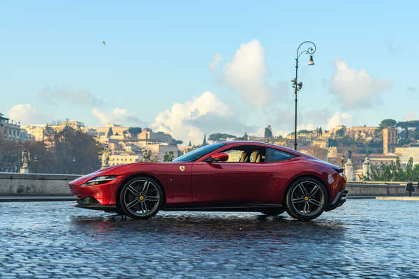Poster Mobil Ferrari Ferrari Roma APC007