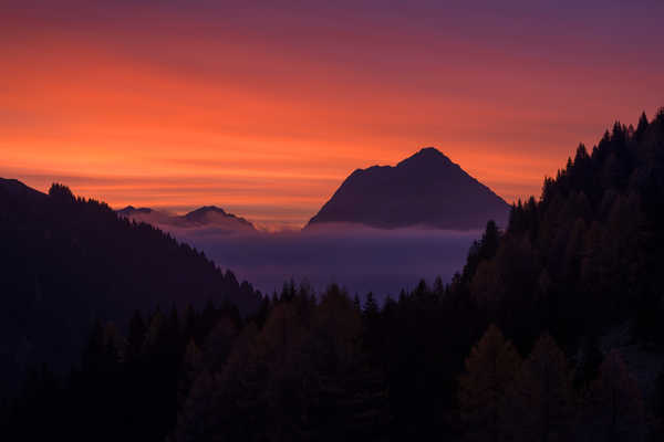 poster gunung sunset mountains casera ramaz italy 4k WPS