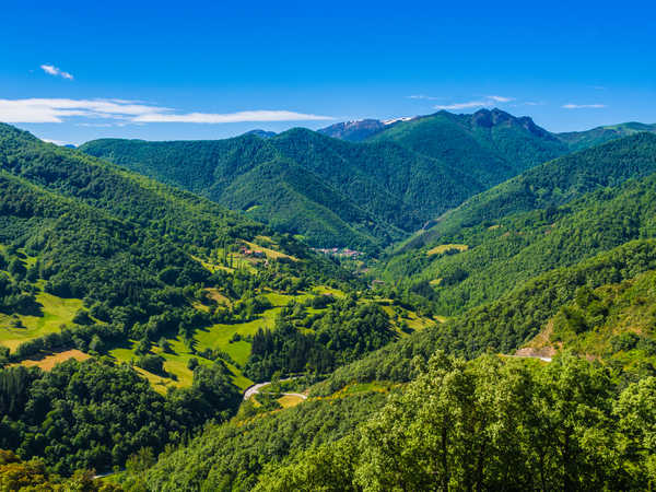 poster pegunungan Spain Scenery Mountains Forests Cantabria 1Z