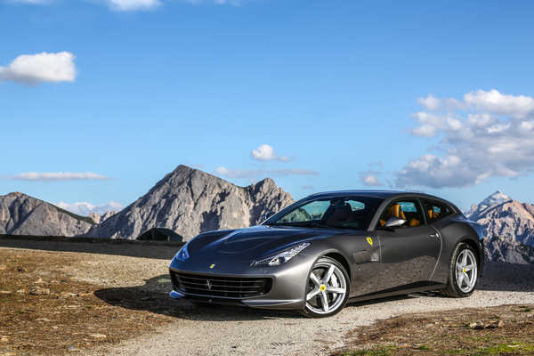 Poster Mobil Ferrari 2016 GTC4 Lusso Grey 1ZM