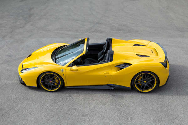 Poster Mobil Ferrari Ferrari 488 Spider APC013 Poster Mobil Ferrari Ferrari 488 Spider APC013