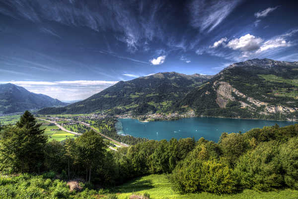 poster gunung Switzerland Mountains Lake Scenery Lake Walensee 1Z