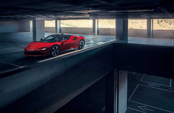 Poster Mobil Ferrari Ferrari SF90 Stradale APC004