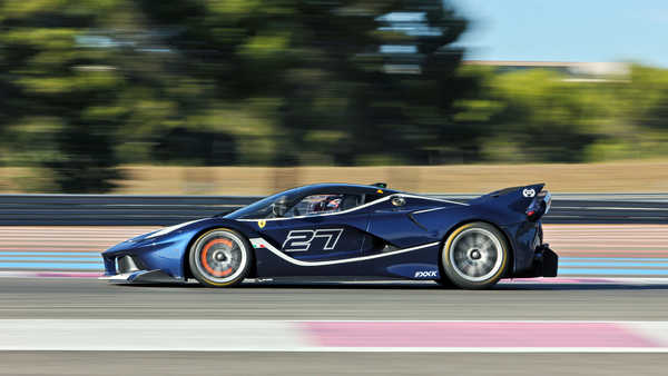 Poster Mobil Ferrari FXX K Ferrari Ferrari FXX K APC014