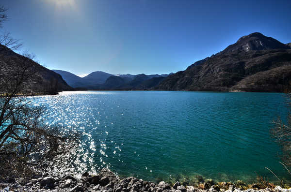 poster pegunungan Cavazzo Lake Italy Lake Mountain Lakes Lake APC