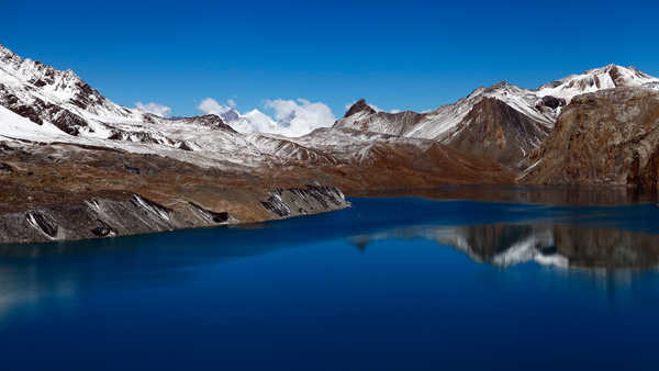 Poster Pemandangan Gunung tilicho lake snow mountains hd 5k WPS