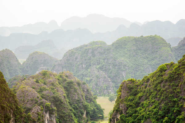 poster pegunungan Vietnam Mountains Ninh Binh Province Crag 1Z