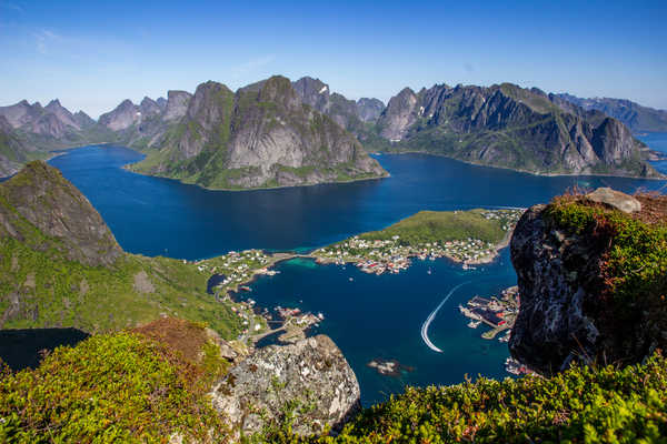 poster pegunungan Norway Lofoten Mountains Houses Crag 1Z