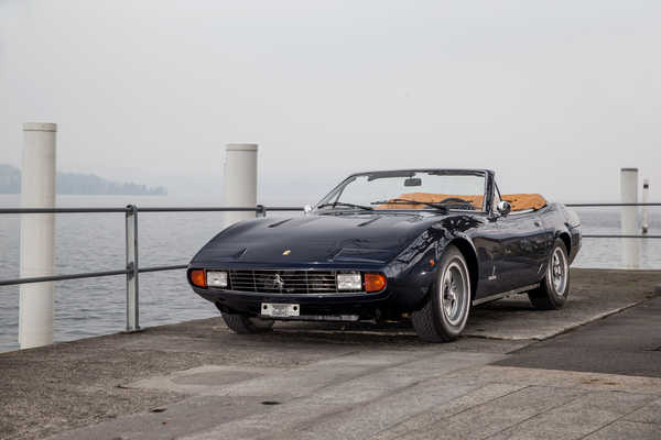 Poster Mobil Ferrari Retro 1971 365 GTC4 Spyder Pininfarina 1ZM