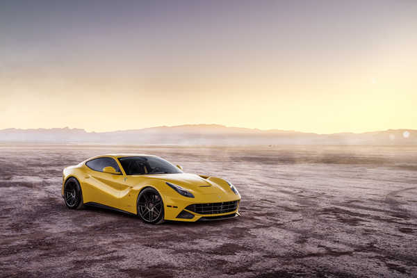 Poster Mobil Ferrari Ferrari F12berlinetta APC033