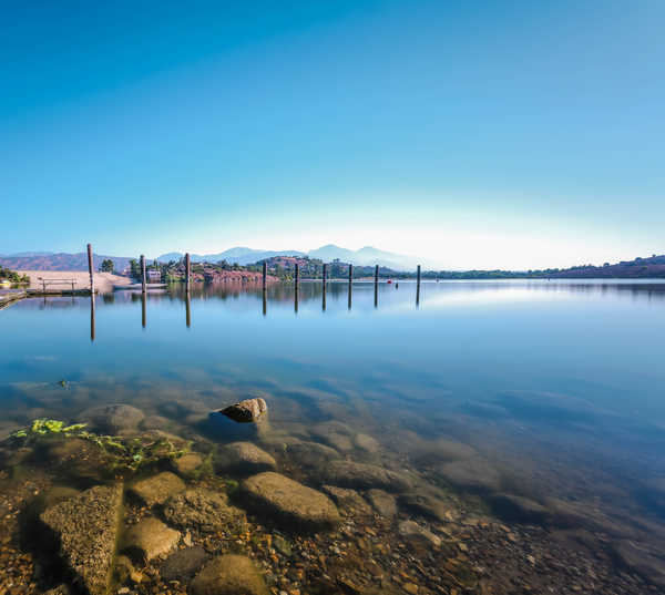 poster pemandangan alam gunung landscape reservoir water mountains 5k WPS