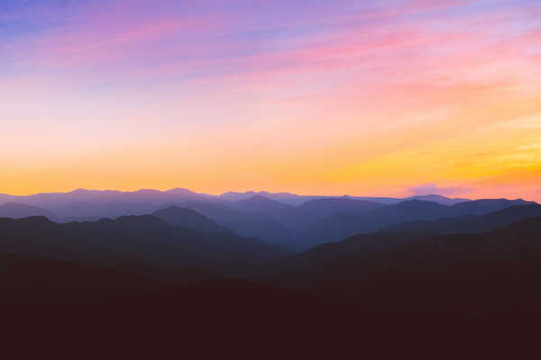 poster pemandangan alam gunung mountain range sunset horizon mountains 5k WPS