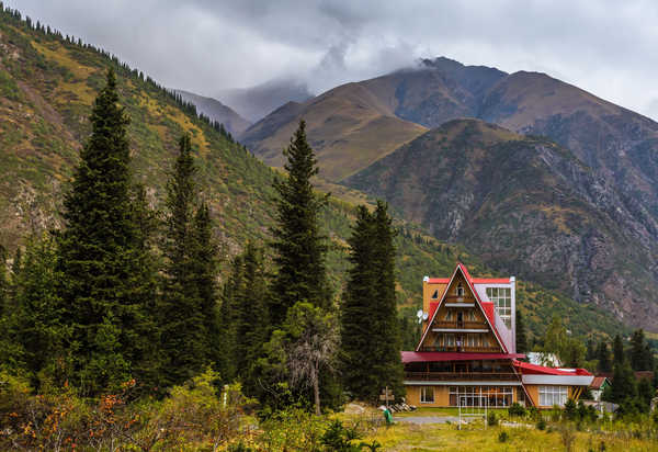 poster pegunungan Kazakhstan Parks Mountains Houses Ala Archa 1Z