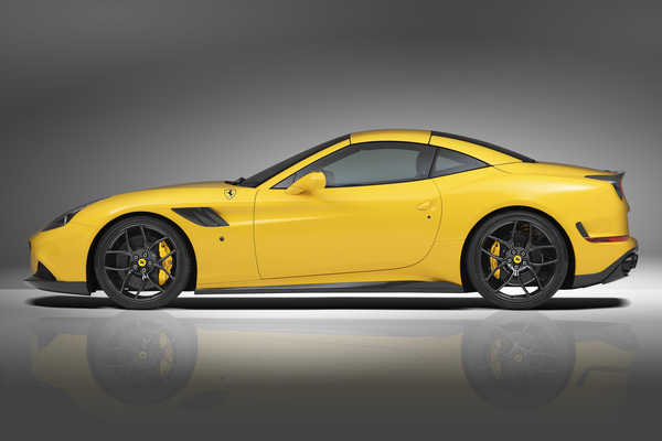 Poster Mobil Ferrari California T Novitec Rosso Ferrari Ferrari California T APC005