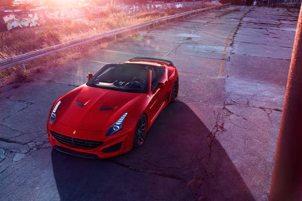 Poster Mobil Ferrari Ferrari California T APC003