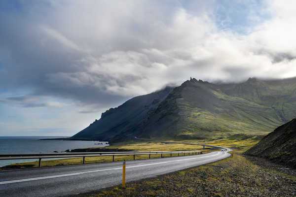 poster gunung Iceland Coast Roads Mountains Clouds 1Z