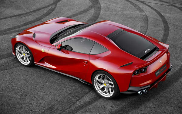 Poster Mobil Ferrari Ferrari 812 Superfast APC022