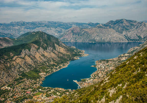 poster gunung Montenegro Mountains Houses Kotor Bay 1Z