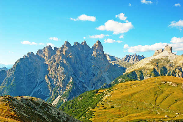 Poster Pemandangan Gunung grasslands mountains italy alps summer WPS