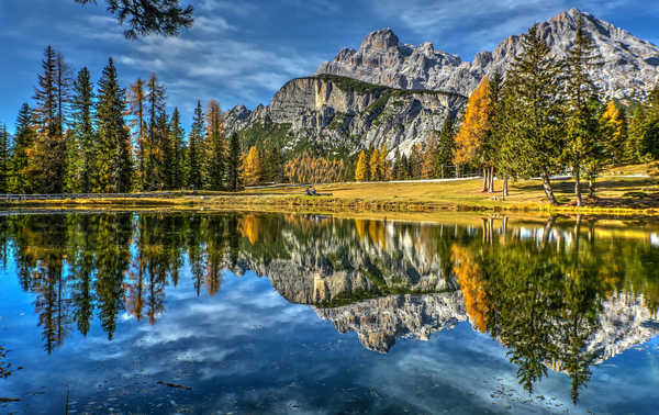 poster gunung Mountains Scenery Italy Lake Dolomites Lake 1Z