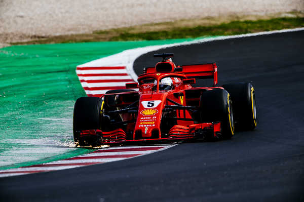 Poster Mobil ferrari sf71h f1 2018 formula one f1 cars 2018 4k WPS