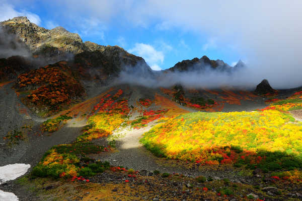 poster gunung mountains autumn clouds WPS