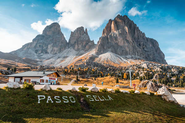 poster pemandangan alam gunung Italy Mountains Passo Sella Dolomites Word 1Z