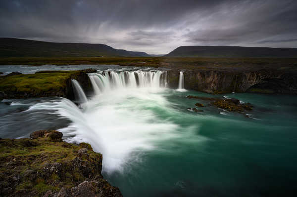 poster pegunungan Iceland Waterfalls Mountains Godafoss 1Z