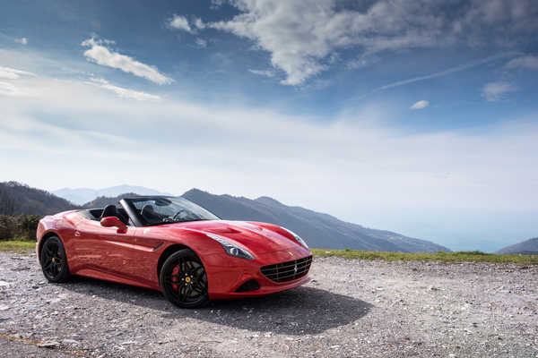 Poster Mobil Ferrari Ferrari California T APC004